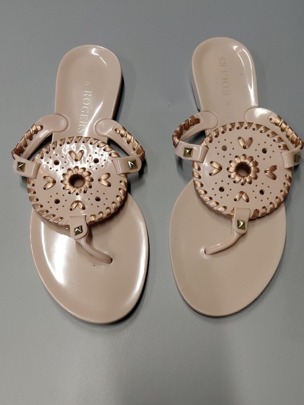 JACK ROGERS 8 Jelly pink With Gold Round Medallion Thong Sandals